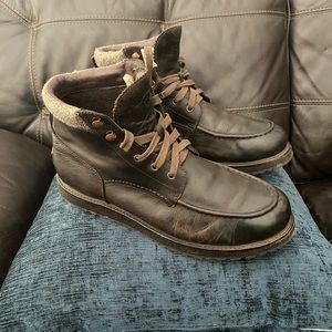 Uggs Merrick men’s boots